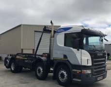 2005 Scania P420 6x2 Hook Loader